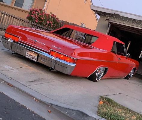 66 Impala, 1966 Chevy Impala, Chevy Impala Ss, Classic Cars Chevy, Caprice Classic, Lowrider Trucks, Cool Old Cars, Old Muscle Cars, Lowrider Bike