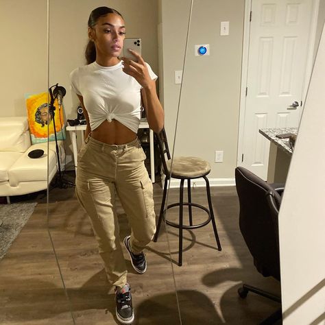 Brandi A. Marion on Instagram: “Wild’n cause I’m young 🎶” Jordan 3 Outfit, Jordan 3s, Khaki Joggers, Joggers Outfit, Chill Outfits, Outfit Trends, Stylish Outfit, Cute Comfy Outfits, Outfit Women