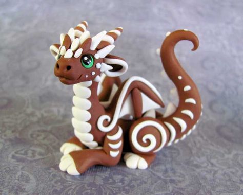 Polymer Dragon, Christmas Dragon, Polymer Clay Dragon, Polymer Clay Figures, Clay Dragon, Polymer Clay Animals, Cute Polymer Clay, Clay Figurine, Clay Animals