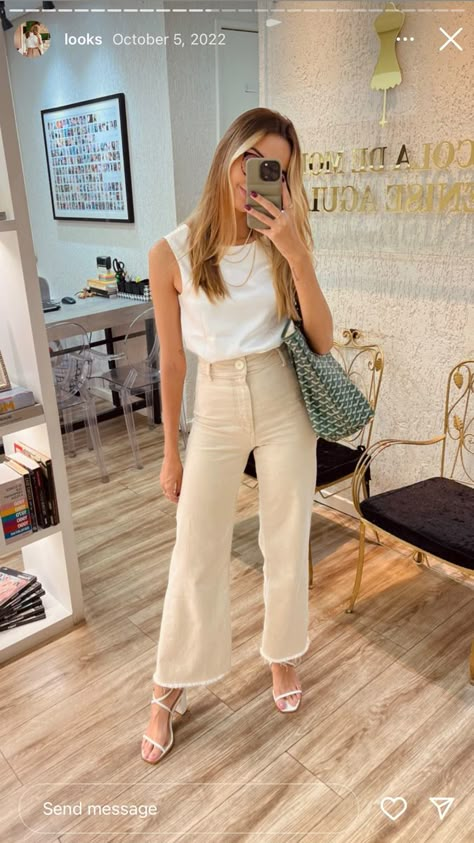 Work Polo Shirt Outfit Women, Summer Outfits Work Office Wear, Outfit Pantalon Beige, Breakfast Outfit Ideas, Flared Jeans Outfit Summer, Outfit Formal Mujer, Breakfast Outfit, Straight Jeans Outfit, Estilo Old Money