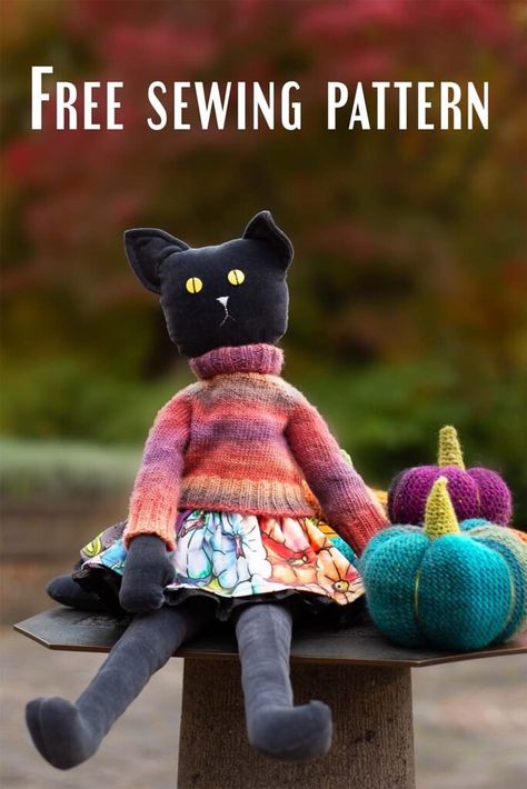 How to Sew a Black Cat Soft Toy – Free Pattern Included! – Art of greeting cards Cat Sewing Patterns Free, Cat Stuffed Animal Pattern Free Sewing, Diy Cat Plush, Cat Doll Pattern Free, Cat Stuffed Animal Pattern, Cat Plush Pattern, Craft For Halloween, Toys Sewing Patterns, Cat Soft Toy