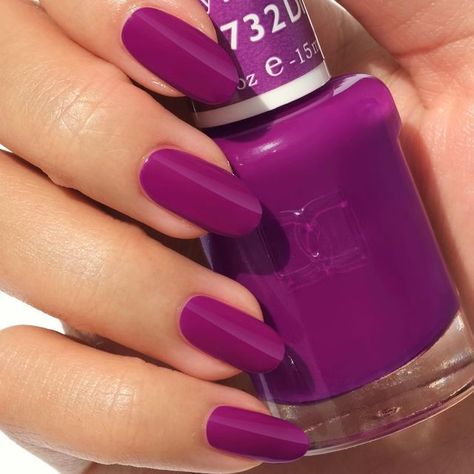 Daisy Nail Designs, INC. on Instagram: "Immerse yourself with #Joy DND732, a dark purple with neon hues from our 2021 Spring Collection 🔮" Tina Snow, Dnd Nail Polish, Kiara Sky Gel Polish, Nail Paint Shades, Deep Magenta, Band Nails, Dnd Gel Polish, Powder Nail Polish, Cat Eye Gel Polish