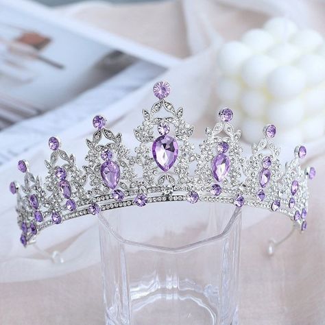 Lavender Wedding Tiara, 16 Birthday Party Ideas Purple And Silver, Quinceanera Crowns Purple, Purple Quinceanera Crowns, Purple Crown Queens, Sweet 16 Party Ideas Purple And Silver, Lilac Tiara, Light Purple Quince, Light Purple Quinceanera Theme