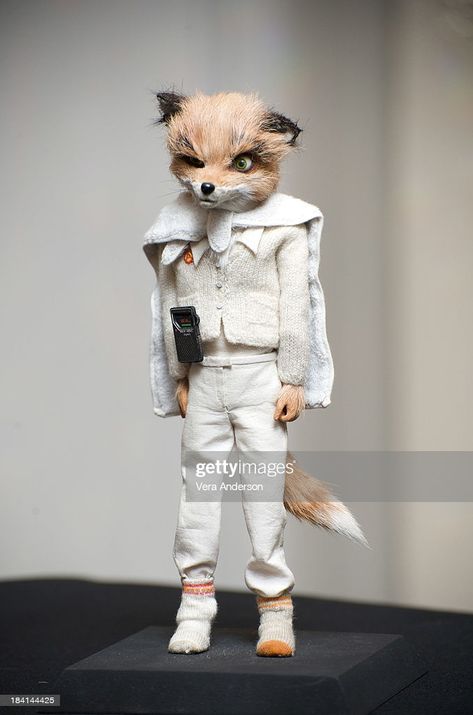 Fantastic Mr Fox Characters, Fantastic Mr Fox Ash, Mr Fox Costume, Fantastic Mr Fox Costume, Fox Character, Fantastic Fox, Fox Costume, Mister Fantastic, Wes Anderson Movies