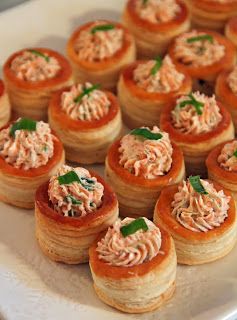 Jo and Sue: 3 Super Easy Appetizers Salmon Puffs Appetizers, Stuffed Puff Pastry, Salmon And Cream Cheese, Super Easy Appetizers, Puff Pastry Appetizers, Pastry Appetizer, Puff Pastries, Cheese Puff, Easy Appetizers