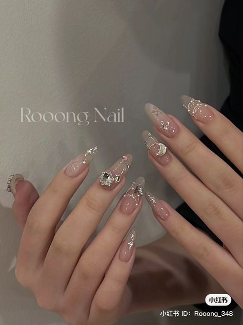 Hairstyle For Bridal, Light Pink Aesthetic, Juda Hairstyle, Nails Coquette, Aesthetic Nail, Spring Nail Designs, Brighter Days, Coquette Pink, Spring Nail