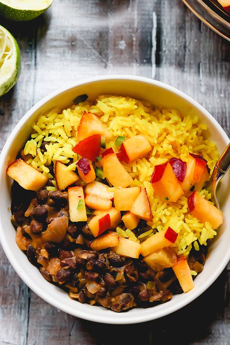 Skillet Black Beans with Nectarine Salsa and Yellow Rice | Joanne Eats Well With Others Normal Meals, Nectarine Salsa, Nectarine Recipes, Dump Recipes, Chefs Plate, Summer Eats, Meatless Recipes, Rice And Beans, Dump Meals