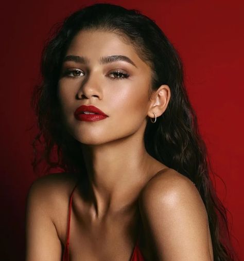 28 Super Sexy Photos of Zendaya on the Internet - The Day Made Zendaya Birthday, Teen Choice Awards 2016, Teen Choice Awards 2014, Zendaya Makeup, Estilo Zendaya, Gq Australia, Zendaya Maree Stoermer Coleman, Katelyn Elizabeth, Zendaya Style