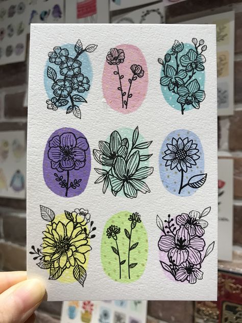 Watercolour Flower Drawing, Water Colour Paper Art, Water Colour Doodling, Doodle Watercolor Art, Water Colour Art Aesthetic Easy, Doodle Art Floral, Watercolor Art Doodles, Flower Drawing Design Colour, Water Colour Card Ideas