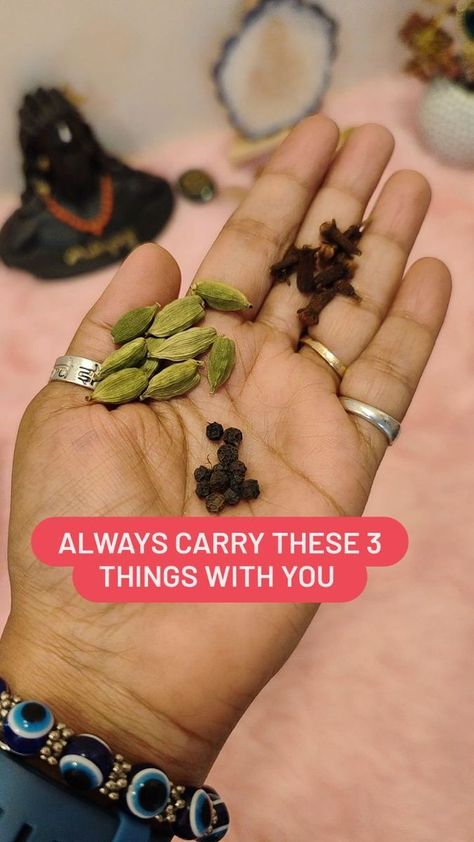 Cloves For Protection, How To Use Cloves To Attract Money, Money Remedies, Protection From Evil Eye, Jyotish Remedy, Money Spells Magic, Enjoying Life Quotes, Reiki Therapy, Money Spells That Work