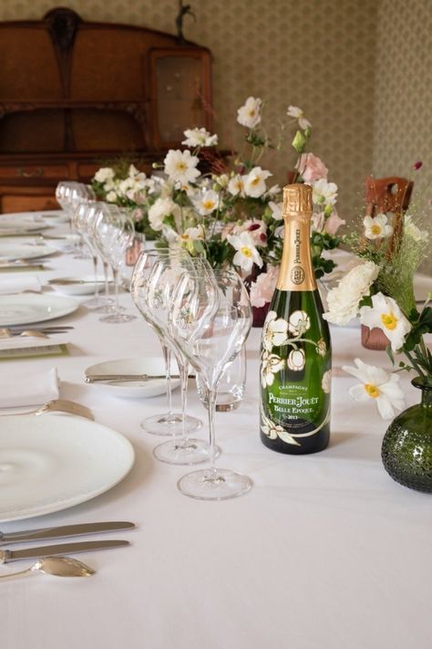 Art of Hosting - How to serve Champagne | Perrier-Jouët USA Enchanting Table, Champagne Tasting, Damson Plum, Perrier Jouet, Drink Responsibly, Sherry Vinegar, Bottom Of The Bottle, Walnut Oil, Glass Of Champagne