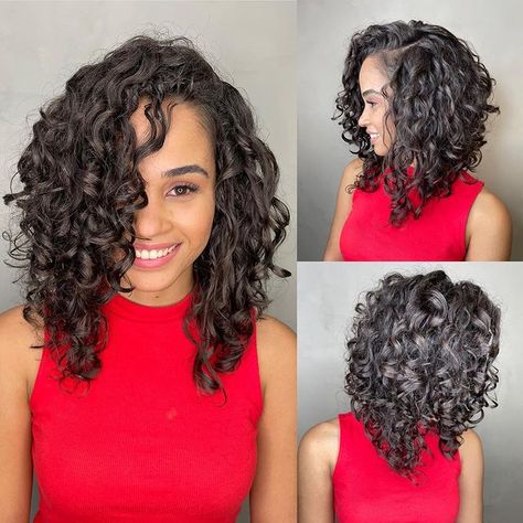 Natural Curly Hair Hairstyles, Inverted Lob, Lob Curly Hair, Curly Inverted Bob, Long Curly Bob, Curly Angled Bobs, Hairstyles For Fall, Natural Curly Hairstyles, Curly Hair Ideas