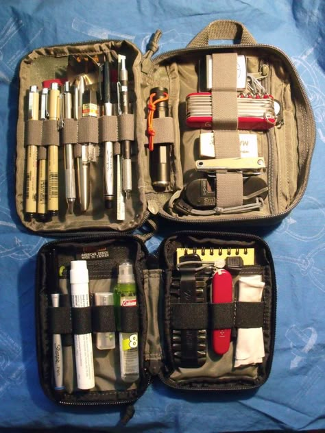 Pocket Organizer Ideas, Maxpedition Fatty, Mochila Edc, Art Organizer, Drawing Pens, Artist Bag, Practical Tools, Edc Bag, Inside My Bag