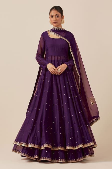 Anarkali Dress Chikankari, Purple Colour Combinations Outfit, Purple Suit Design For Women, Ikshita Choudhary, Chanderi Suits Design, Sheetal Batra, Anarkali Dress Party Wear, Anarkali Skirt, Anarkali Suits For Women