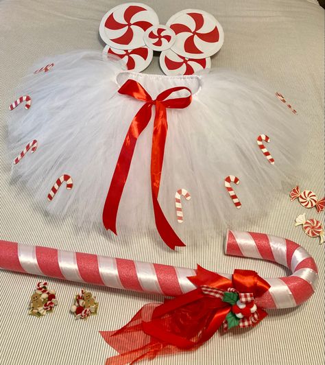 Christmas Tutu Diy, Candy Cane Inspired Outfit, Candy Cane Day At School Outfits, Diy Christmas Costumes, Christmas Dance Costumes, Candy Cane Costume, Christmas Dress Up, Candy Costumes, Christmas Tutu