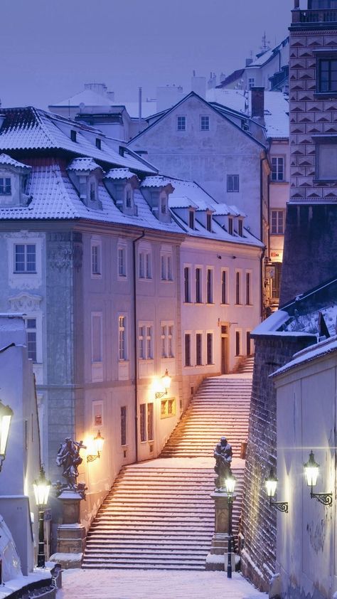 Indian Princess, Plans Architecture, Prague Travel, City Background, Beautiful Cities, Winter Scenery, Winter Beauty, Innsbruck, Snow Scenes