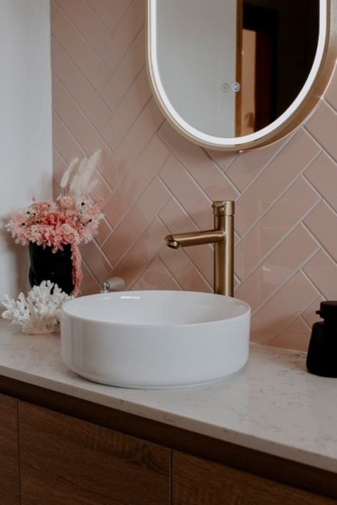 LED MIRROR | PINK BATHROOM Rose And Gold Bathroom, Rose Gold Fixtures Bathroom, Gold Bathroom Fixtures, Rose Bathroom, Rose Gold Bathroom, Charming Bathroom, Gold Bathroom Decor, Copper Fixture, Gold Fixtures