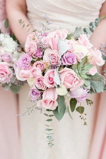 Blush And Lilac Wedding Flowers, Lilac And Blush Pink Wedding, Lilac And Pink Wedding Flowers, Lilac And Blush Wedding, Lilac And Pink Wedding, Pink And Lilac Wedding, Light Pink Bouquet, Lilac Theme, Michelle Joy