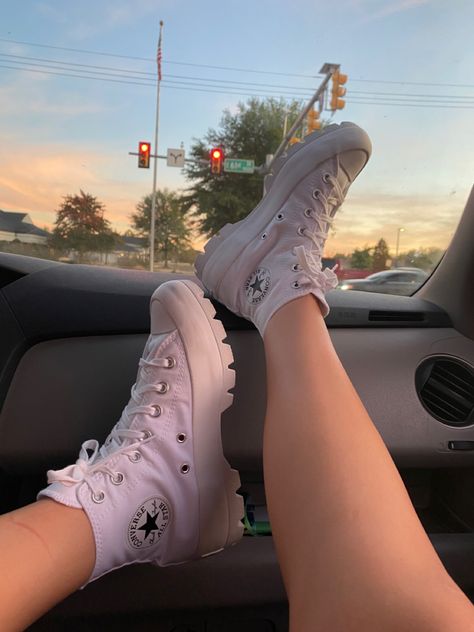 Converse Lugged Outfit, Lugged Converse Outfit, Lugged Converse, Converse Lugged, Converse Platforms, High Top Converse Outfits, Converse Outfits, Converse Outfit, Converse Star