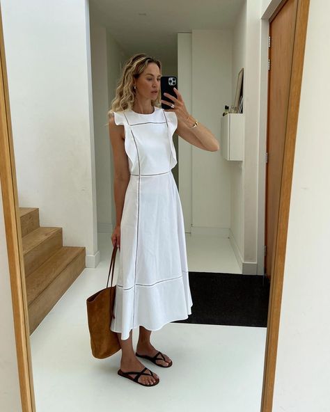 Anouk Yve (@anoukyve) • Instagram photos and videos Cos Fashion, Slinky Dress, Sewing Dress, White Dress Summer, Fashion People, Looks Style, Buy Dress, Spring Summer Outfits, Outfits Casuales