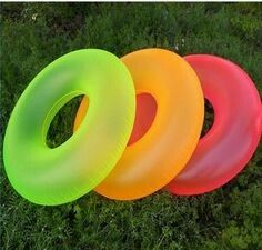 Floaters Pool, Summer Pool Floats, Cute Pool Floats, Learning To Swim, Cool Pool Floats, Pool Floaties, Swimming Ring, Coconut Bowl, Swim Ring