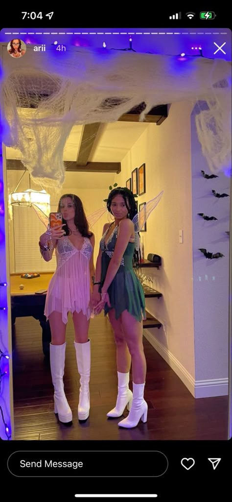 Blonde And Brunette Iconic Duos Costumes, Brunette Duo Costume Ideas, Redhead And Brunette Halloween Costumes, Blonde And Brunette Halloween Costumes Duo Aesthetic, Blonde And Brunette Halloween Duo, Ginger And Brunette Halloween Costumes, Hot Bestie Costumes, Duo Halloween Costumes Bff Hot College, Female Duo Costumes