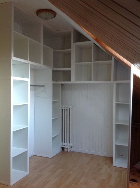 KALLAX corner wardrobe gives new meaning to Cupboard Beneath the Stairs. Kallax Corner, Stolmen Ikea, Attic Rooms Low Ceiling, Dressing Angle, Attic Renovation On A Budget, Attic Inspiration, Bedroom Ikea, Attic Wardrobe, Attic Makeover