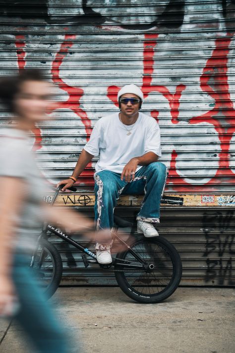 Jarren Barboza in New York City Urban Product Photography, Bmx Photoshoot, Skate Photoshoot, Street Editorial, Hiphop Photography, Urban Street Photography, Street Photography Model, Night Street Photography, Urban Photoshoot