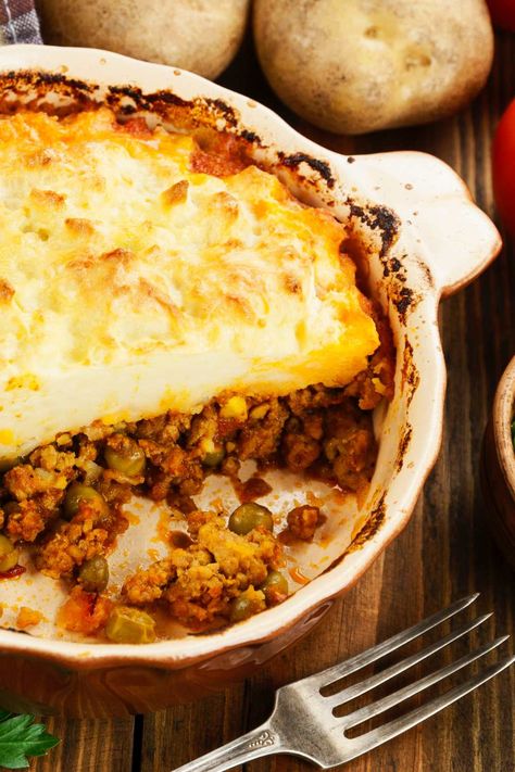 Filling Vegetables, Cottage Pie Recipe Beef, Cottage Pie Recipe, Cheesy Mashed Potatoes, Recipe Beef, Shepherds Pie Recipe, Jamie Oliver Recipes, Mince Recipes, Cottage Pie