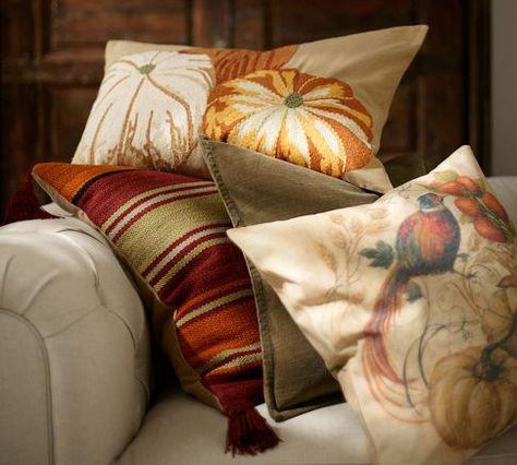 Pottery Barn Autumn Farmhouse, Autumn Cottage, Fall Music, Fall Spices, Fall Pillows, Falling Leaves, Autumn Cozy, Barn Style, Elegant Homes