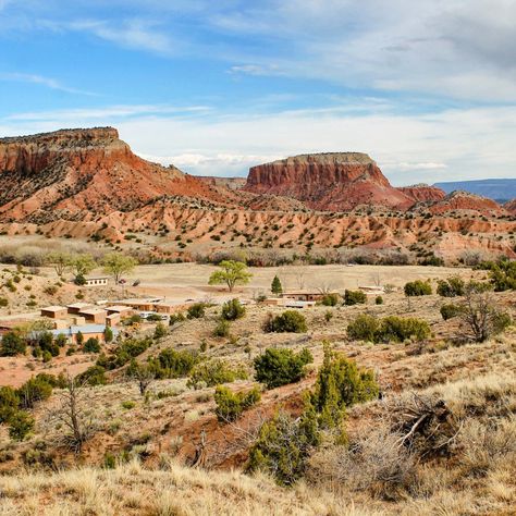 Shrubland Landscape, Plateau Landform, Mesa Landscape, Desert Plateau, Office Drama, In Your Thirties, Dry Landscape, Desert Terrain, Mountain Formation