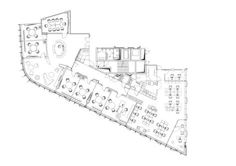 PKO Bank / Robert Majkut Design | ArchDaily Architect Office Workspace, Banks Office, Private Banking, Bank Design, Office Plan, Retail Banking, Architects Office, Architectural Floor Plans, Office Layout