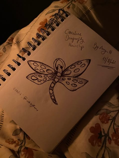 Coraline Drawing Easy, Coraline Dragonfly Tattoo, Coraline Drawing Ideas, Coraline Sketchbook, Drawing Ideas Coraline, Coraline Dragonfly Clip, Coraline Sketch, Coraline Drawing Sketch, Drawing Coraline