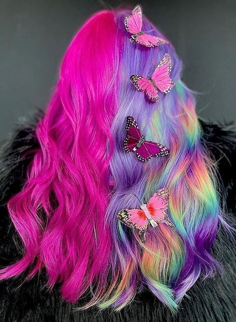 Christmas Hair Color Ideas - Ouch! - Struggling to discover the tips that you have been looking for? Why not try Amazon.com IMMEDIATELY! Christmas Hair Color Ideas, Christmas Hair Color, Fantasy Hair Color, Unicorn Hair Color, Split Dyed Hair, Vivid Hair Color, Creative Hair Color, Neon Hair, Hair Color Crazy