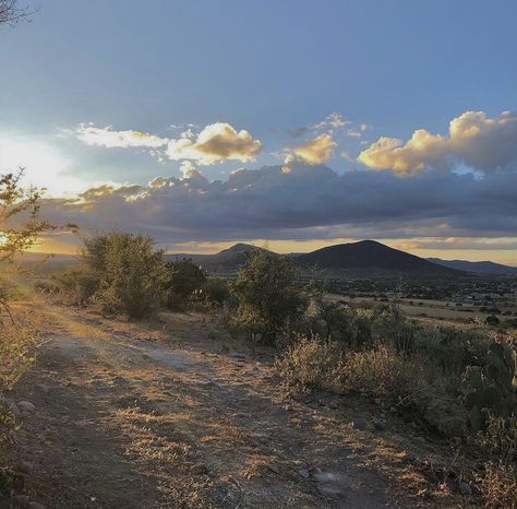 natural landscapes New Mexico Aesthetic, Mexico Aesthetic, Natural Landscapes, Cute N Country, Mexico Vacation, Mexican Culture, Foto Ideas Instagram, City Aesthetic, Pretty Pictures