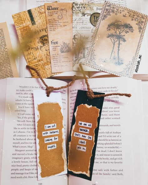 Aesthetic bookmarks Bookmarks Diy For Men, Diy Bookmarks For Men, Book Marks Diy Homemade, Scrapbook Bookmarks, Diy Bookmarks Aesthetic, Aesthetic Dairy, Bookmarks For Men, Bookmarks Aesthetic, Bookmark Crochet Tutorial