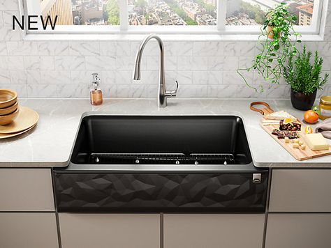 Stone Sink Kitchen, Kohler Kitchen Sink, Composite Kitchen Sinks, Cabinet Faces, Traditional Kitchens, Farmhouse Kitchen Sink, Black Sink, Faceted Design, Single Bowl Sink