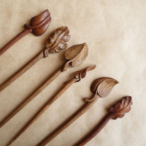 Wooden leaf hair pin is the best choice for your hair and can be taken as a wonderful gift. Wood Carving Hair Stick, Wooden Hair Pin, Hair Stick Bun, Wooden Hair Pins, Wooden Hair Sticks, Dremel Crafts, Wooden Leaf, Wood Spoon Carving, Dremel Carving