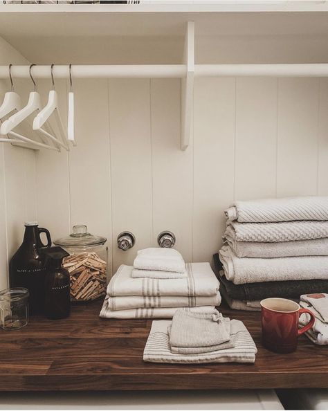 Folding Laundry Aesthetic, Laundry Aesthetic, Digital Marketing Portfolio, Billy Cotton, Marketing Portfolio, Morgan Elizabeth, 2023 Mood, Social Media Digital Marketing, Social Media Strategist