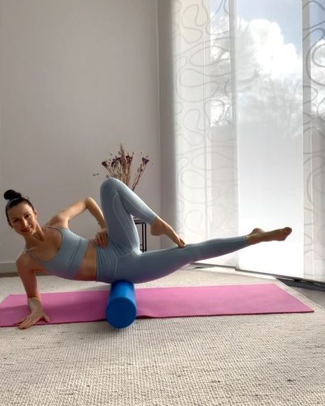 lanas_workout el March 6, 2024: ". Foam roller exercises ~ balance, stretching, control 🩵" Roller Exercises, Foam Roller Exercises, Pilates Fitness, Foam Rolling, Daily Health Tips, 2025 Vision, Foam Roller, Pilates Workout, Stretching