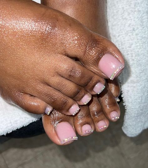 Nude French Tip Toes, Pink French Tip Toenails, Gold French Tip Pedicure Toenails, French Tip Nails And Toes Black Women, Cheetah Print Toes French Tip, French Toes, Pedicure Designs Toenails, Cute Toes, Pedicure Designs