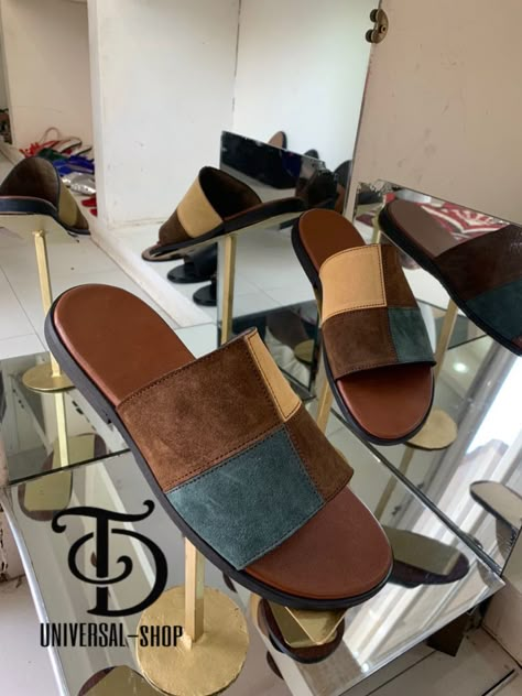 Men Leather Sandals Fashion, Palm Slippers, Handmade Footwear, Birkenstock Sandals Women, Mens Sandals Fashion, Leather Slippers For Men, Handmade Slippers, Leather Strap Sandals, Cute Shoes Heels