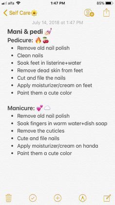 Diy Home Manicure, Diy At Home Pedicure, Pamper Night Ideas At Home, Pedicure And Manicure At Home, Diy At Home Spa Day, Pedicure Tips And Tricks, Spa Days At Home, At Home Manicure Diy, Spa Pedicure Ideas