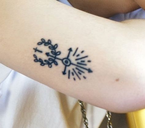 Ten Tattoo, S Tattoos, Wayv Ten, Ten Chittaphon, Flower Meanings, Dope Tattoos, S Tattoo, Paw Print Tattoo, Tatting