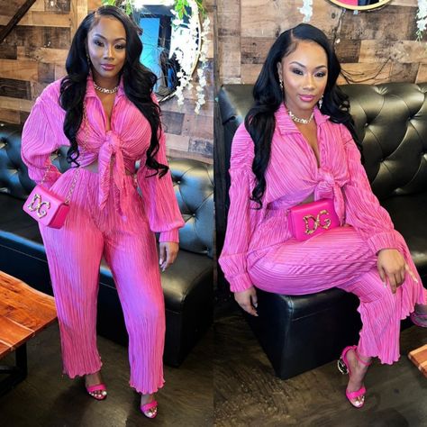 Barbie Brunch Outfit Ideas, Mother's Day Outfits Black Women, Fashion Killa Pink, Pink Spring Outfits Black Women, Shades Of Pink Party Outfits, Pink Outfits Black Women Brunch, White And Pink Outfit Black Women, Black Women Pink Outfits, Pinknic Outfits