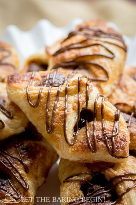 Nutella Puff Pastry Danish - 10 minutes of your time and you can be enjoying these ridiculously delicious danishes as well! Check out the step by step photo tutorial! @Letthebakingbgn |   LetTheBakingBeginBlog.com Puff Pastry Danish, Pastry Danish, Nutella Puff Pastry, Puff Pastry Recipes Dessert, Easy Pastry Recipes, Nutella Recipes Easy, Puff Pastry Desserts, Nutella Desserts, Danish Food