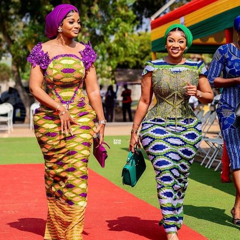 Kente Designs Ghana, Ghana Fashion Kente, Ghana Clothes, Cheap Prom Dresses Online, Ghana Fashion, Kente Dress, Kente Styles, Kente Cloth, Meat Pie