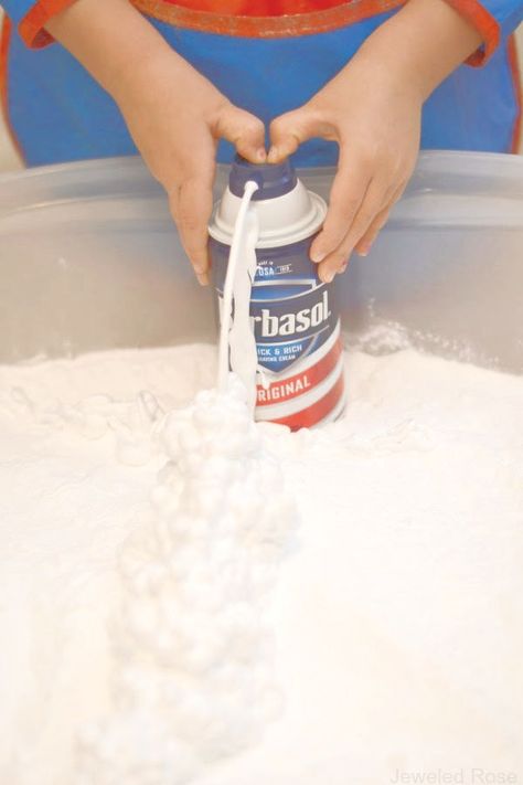 MAKE SNOW FOAM! This is so "cool"!  Can't wait to try! #snow #snowrecipes #homemadesnow #snowrecipesforkids #makesnow #makesnowforkids #winteractivitiesforkids #growingajeweledrose Making Snow With Baking Soda, Shaving Cream Snow, Erupting Snow, Snow Dough, Snow Recipe, Snow Making, Make Snow, Preschool Winter, Snow Theme