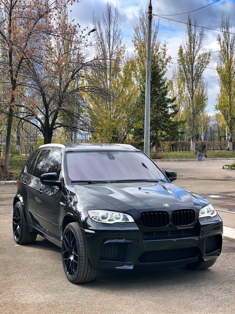 Bmw E70 X5, Bmx X5, Bmw X3 Black, Black Bmw Wallpapers, Bmw 4x4, Bmw Couple, Bmw Rr1000, Bmw Nails, Bmw X5 Black