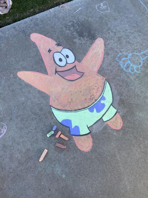 Easy Chalk Drawings, Street Chalk Art, Chalk Activities, Fun Chalk Art, Chalk Design, Sidewalk Chalk Art, Sidewalk Art, Drawing Cartoon Characters, Cartoon Girl Drawing